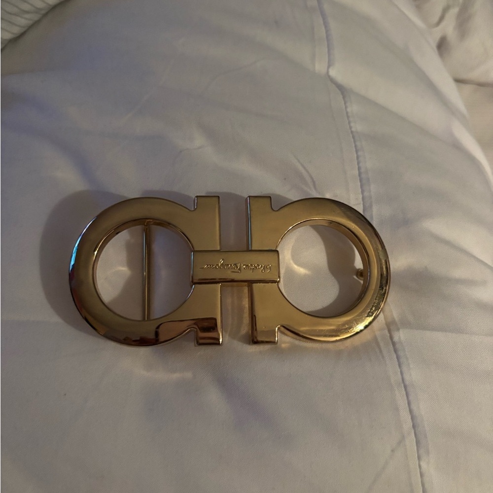 Salvatore Ferragamo Gold Belt Buckle